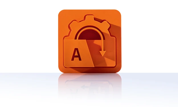 Le symbole est orange unicolore et représente une roue dentée dans laquelle une flèche s'enfonce de haut en bas. Au premier plan se trouve un grand « A ». Il est représenté dans un carré aux coins arrondis. Cette icône représente la gestion des traductions de crossbase.